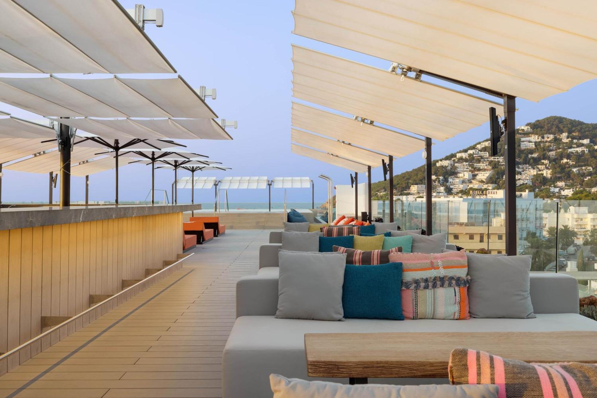 Hotel W Ibiza Santa Eularia des Riu Esterno foto